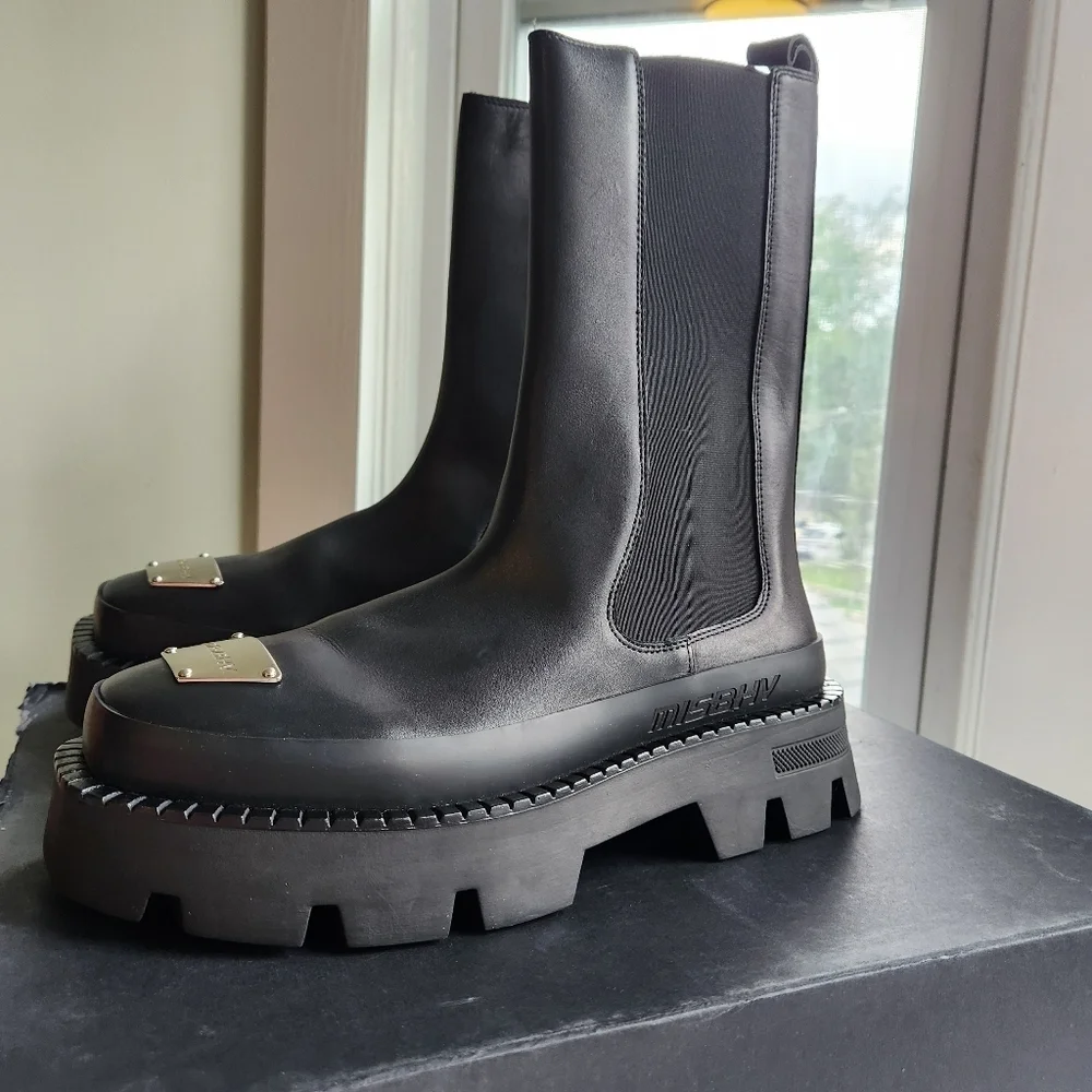 Misbhv Black 'The 2000' Chelsea Boots size 42 BNWB (no lid)